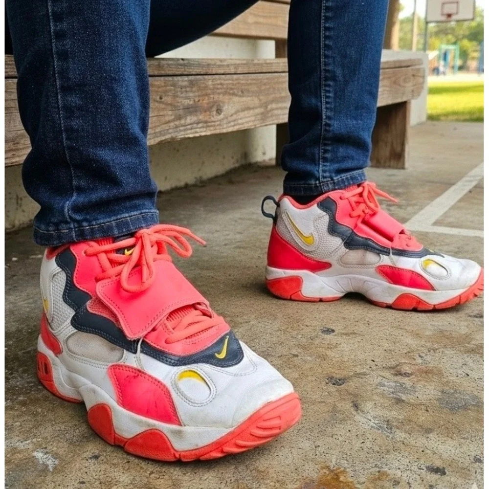 Nike Air Max Speed Turf Kids Youth Size 7Y Coral White Sneakers Shoes BQ9632 102